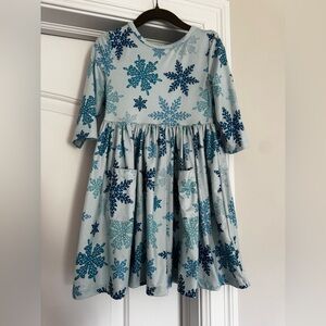 4T Mila & Rose Twirl toddler girls dress - snowflake print - great condition